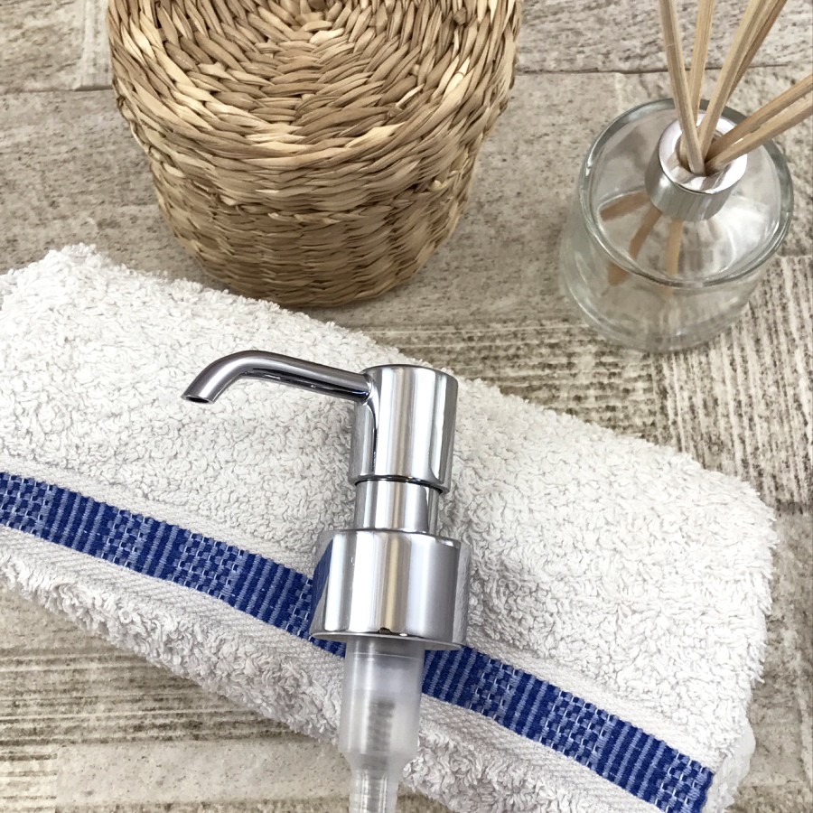 Dosatore in ottone per dispenser bagno Dosatore in ottone per dispenser bagno